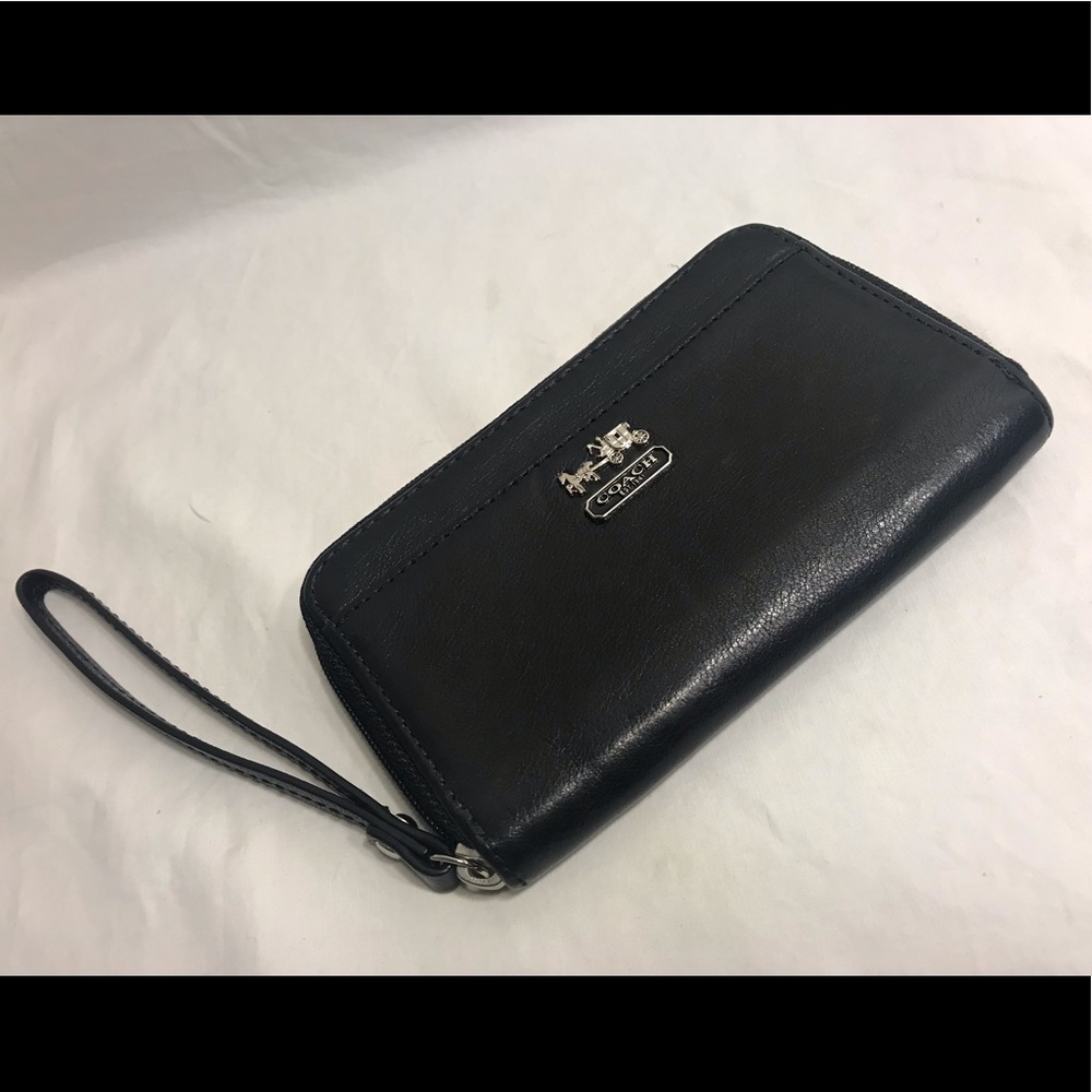 COACH women’s wristlet wallet organizer